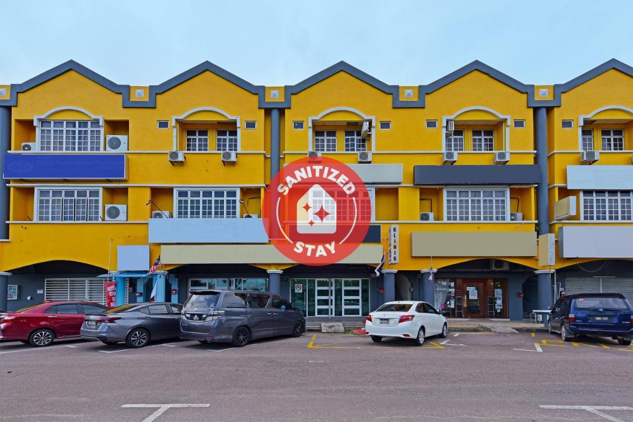 Oyo 90672 De Paradise Turtle Hotel ケルテ エクステリア 写真