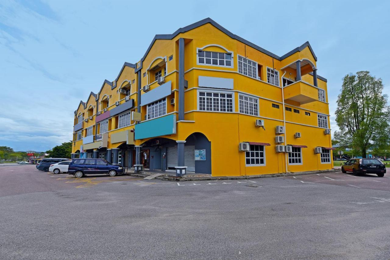 Oyo 90672 De Paradise Turtle Hotel ケルテ エクステリア 写真