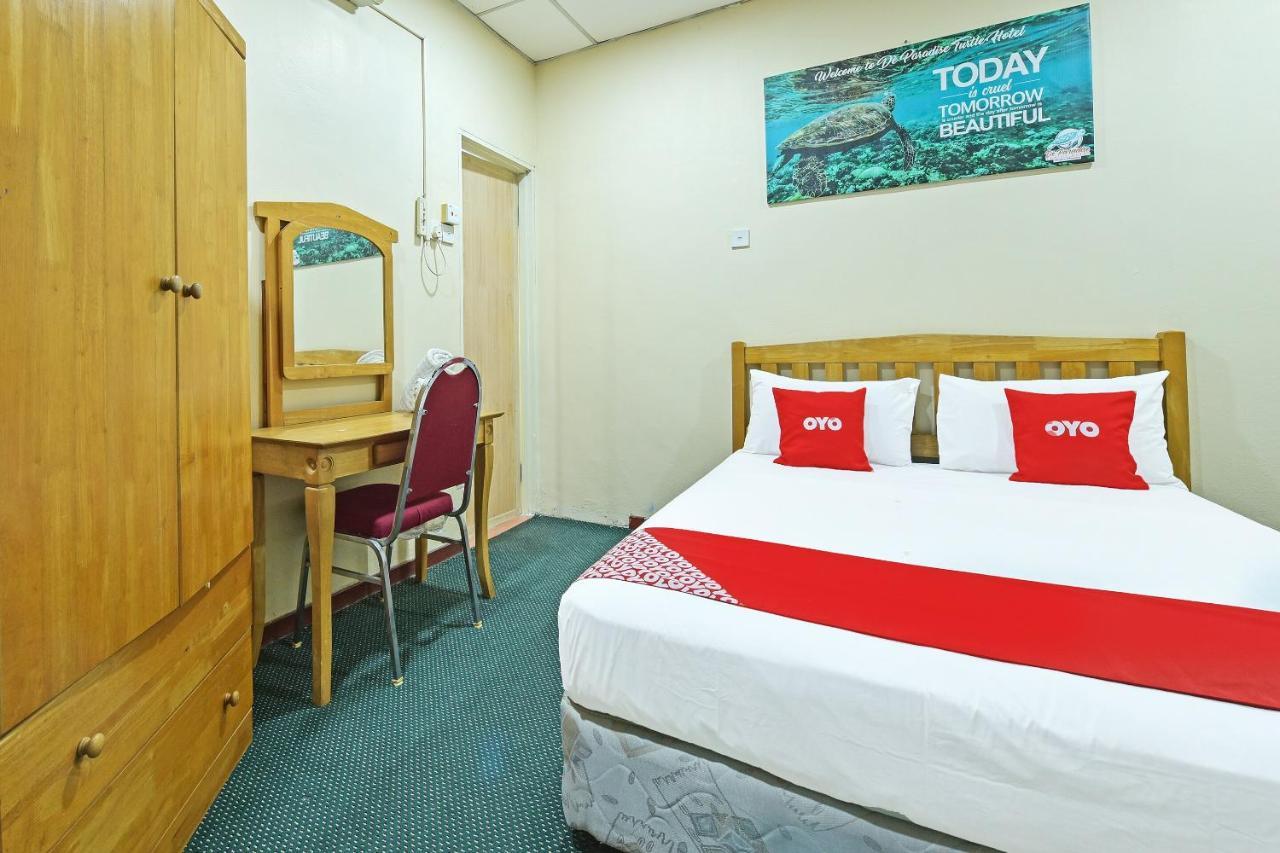 Oyo 90672 De Paradise Turtle Hotel ケルテ エクステリア 写真