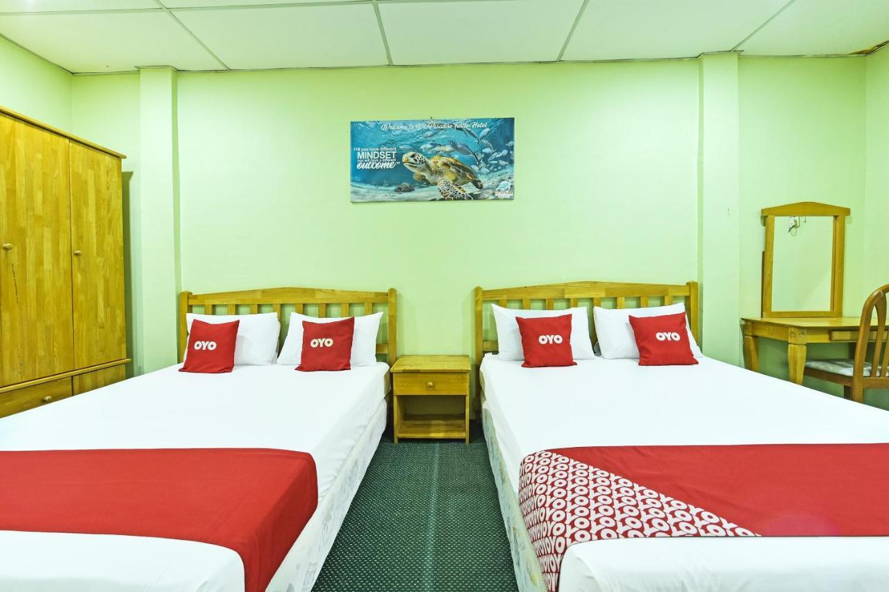 Oyo 90672 De Paradise Turtle Hotel ケルテ エクステリア 写真